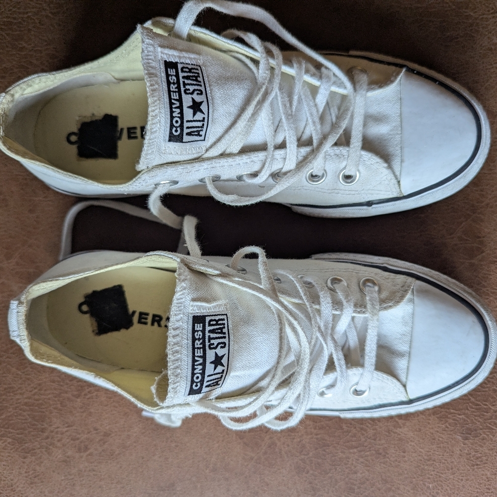 Converse Platform Low Top Sneakers - Picture 3 of 7